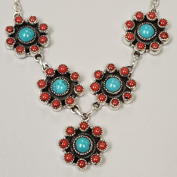 Turquoise coral necklace - Picture 1 of 4
